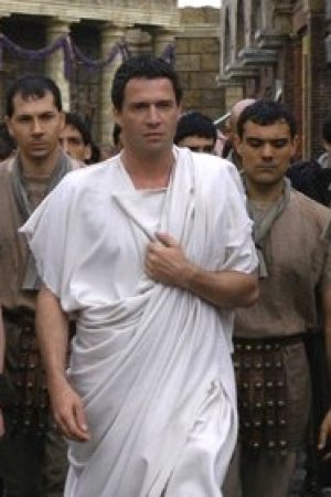 Titus Pullo Cumhuriyeti Nasıl Yıktı?