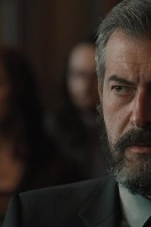 Eli Kana Bulanmış